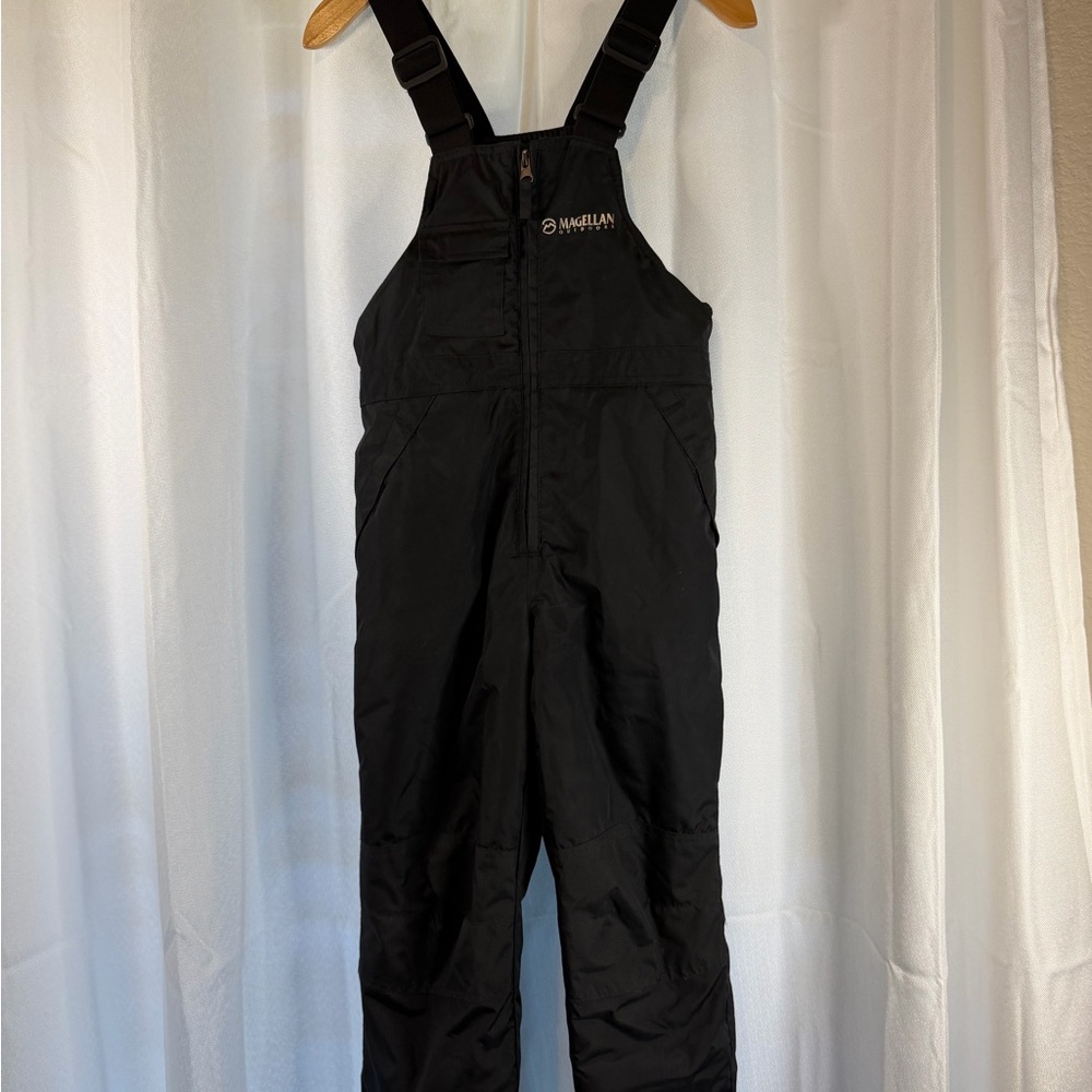 Kids Magellan Black Insulated Snow Bib Overalls (XS, 6-7)